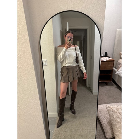 Hollister Brown Plaid Pleated Mini Skirt - Picture 2 of 12